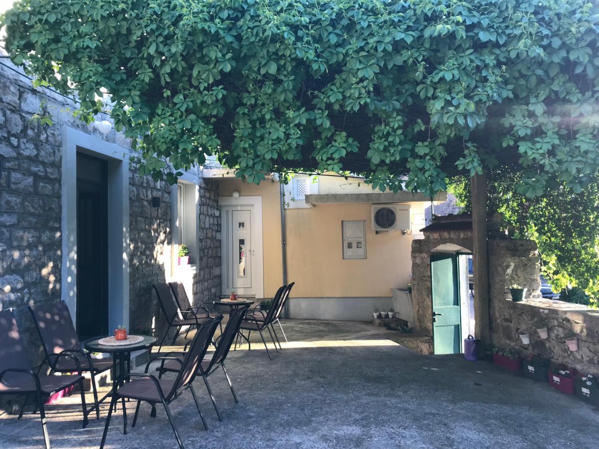 Etno Village Mihailovic II Herceg Novi Luaran gambar
